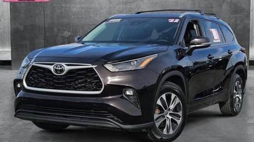 TOYOTA HIGHLANDER 2022 5TDHZRAHXNS090652 image