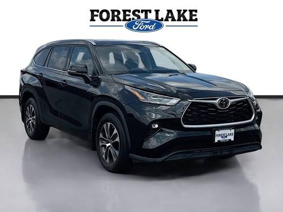 TOYOTA HIGHLANDER 2022 5TDGZRBH9NS561927 image