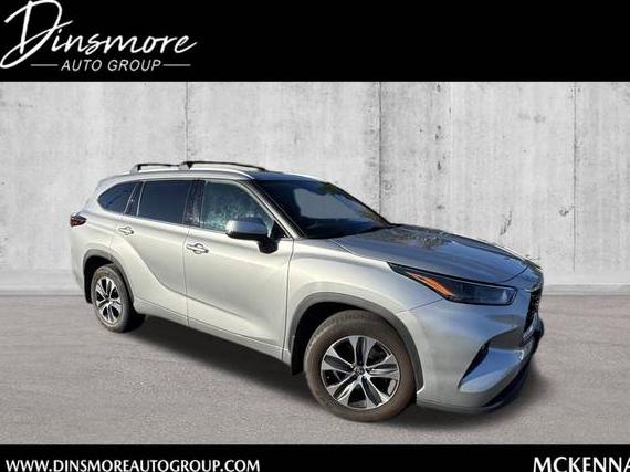 TOYOTA HIGHLANDER 2022 5TDGZRBH9NS580915 image TOYOTA HIGHLANDER 2022 5TDGZRBH9NS580915 image