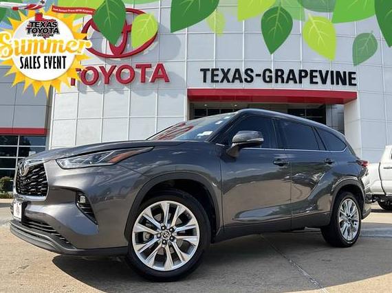 TOYOTA HIGHLANDER 2022 5TDYZRAH3NS090654 image