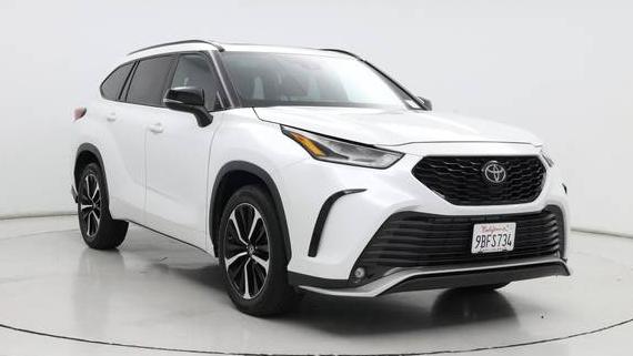 TOYOTA HIGHLANDER 2022 5TDJZRBH0NS212323 image
