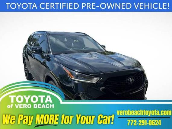 TOYOTA HIGHLANDER 2022 5TDLZRAH0NS138038 image