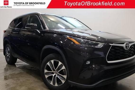 TOYOTA HIGHLANDER 2022 5TDGZRBH5NS221397 image
