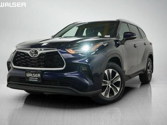 TOYOTA HIGHLANDER 2022 5TDHZRBH5NS586649 image TOYOTA HIGHLANDER 2022 5TDHZRBH5NS586649 image