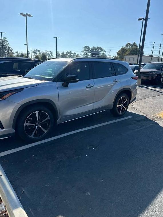 TOYOTA HIGHLANDER 2022 5TDLZRAHXNS105399 image TOYOTA HIGHLANDER 2022 5TDLZRAHXNS105399 image