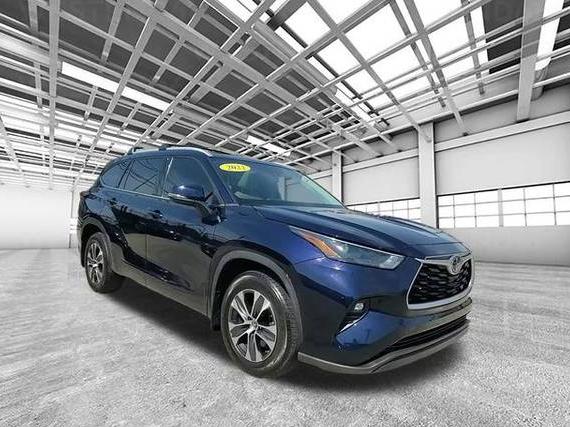 TOYOTA HIGHLANDER 2022 5TDGZRBH7NS226486 image TOYOTA HIGHLANDER 2022 5TDGZRBH7NS226486 image