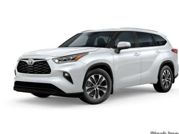 TOYOTA HIGHLANDER 2022 5TDHZRAH3NS102687 image