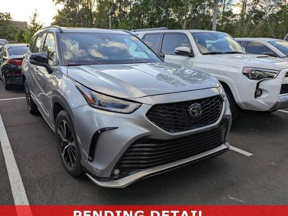 TOYOTA HIGHLANDER 2022 5TDLZRBH9NS255020 image