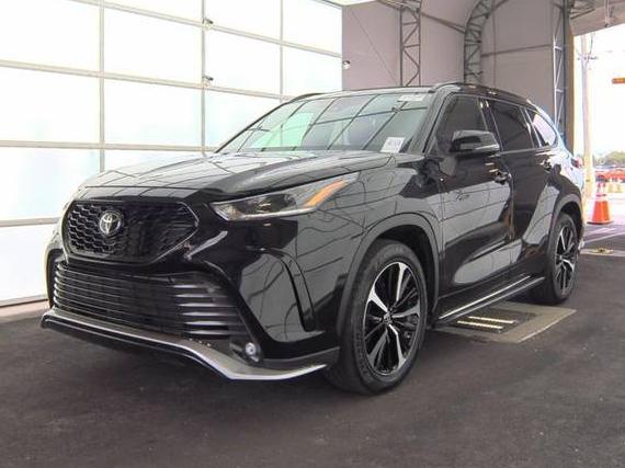 TOYOTA HIGHLANDER 2022 5TDLZRAH9NS139110 image