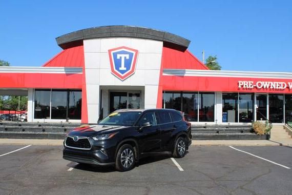 TOYOTA HIGHLANDER 2022 5TDGBRCH1NS544560 image