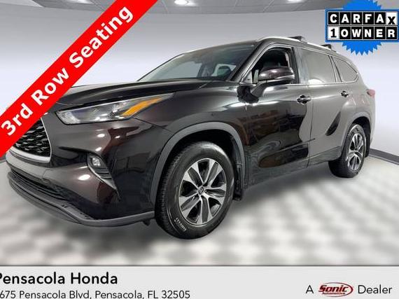 TOYOTA HIGHLANDER 2022 5TDGZRBH2NS203150 image