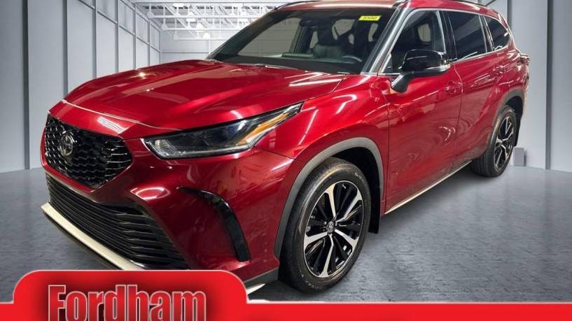 TOYOTA HIGHLANDER 2022 5TDLZRBH8NS168712 image