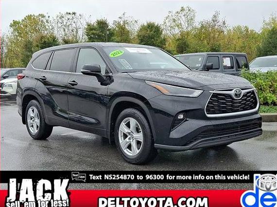 TOYOTA HIGHLANDER 2022 5TDBZRBH2NS254870 image TOYOTA HIGHLANDER 2022 5TDBZRBH2NS254870 image
