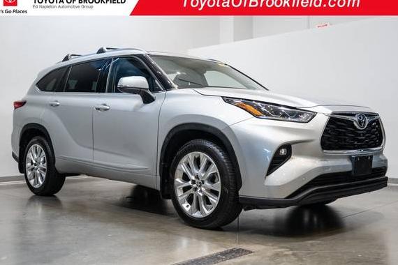 TOYOTA HIGHLANDER 2022 5TDDZRBH3NS214838 image