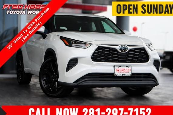 TOYOTA HIGHLANDER 2022 5TDCZRAH8NS117809 image