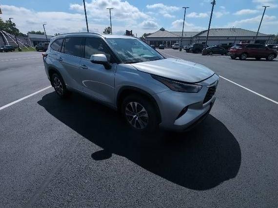 TOYOTA HIGHLANDER 2022 5TDGZRBH3NS203870 image TOYOTA HIGHLANDER 2022 5TDGZRBH3NS203870 image