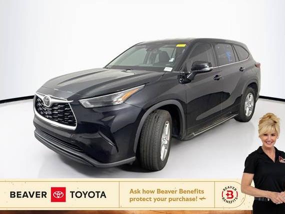 TOYOTA HIGHLANDER 2022 5TDCZRAH6NS134530 image
