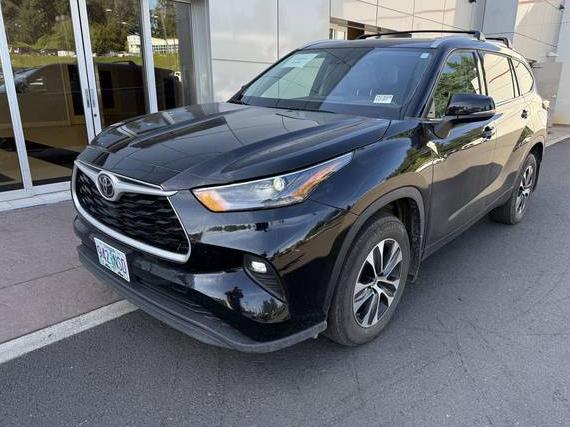 TOYOTA HIGHLANDER 2022 5TDGZRBH2NS582280 image