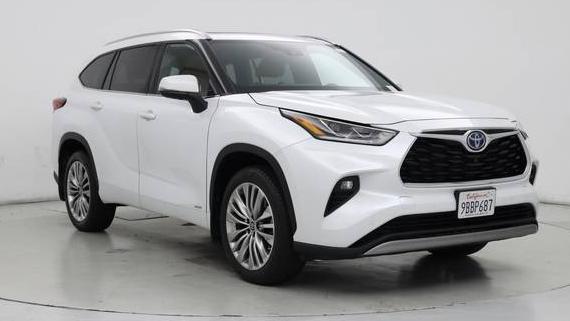 TOYOTA HIGHLANDER 2022 5TDEBRCH4NS090313 image
