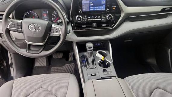 TOYOTA HIGHLANDER 2022 5TDCZRAH0NS545311 image
