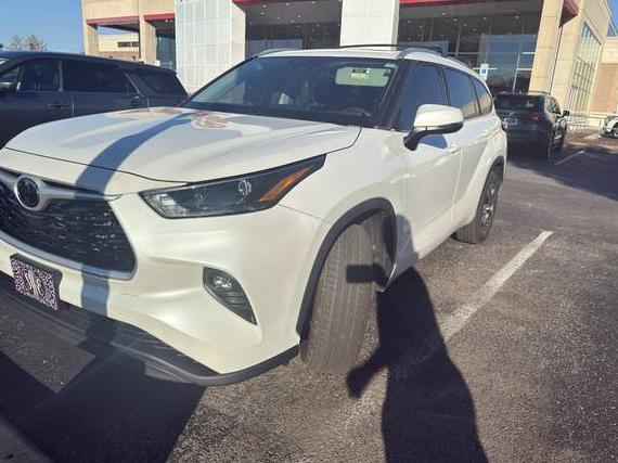 TOYOTA HIGHLANDER 2022 5TDHZRAH0NS118717 image TOYOTA HIGHLANDER 2022 5TDHZRAH0NS118717 image