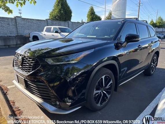 TOYOTA HIGHLANDER 2022 5TDLZRBH7NS253900 image
