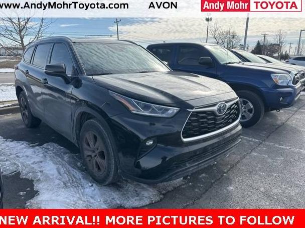 TOYOTA HIGHLANDER 2022 5TDAARAH1NS514115 image