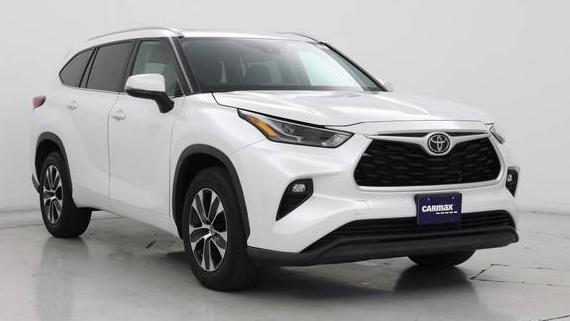 TOYOTA HIGHLANDER 2022 5TDHZRAH6NS552852 image