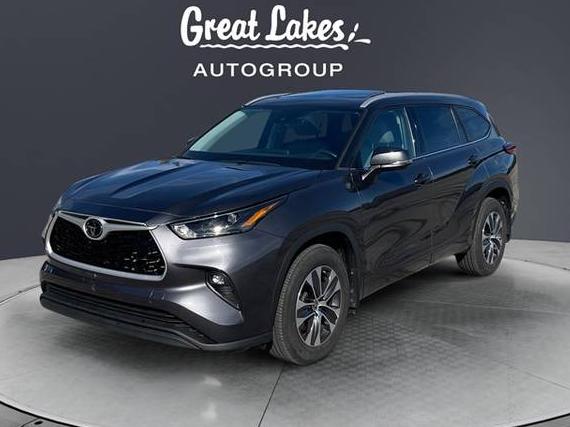 TOYOTA HIGHLANDER 2022 5TDGZRBH8NS215688 image TOYOTA HIGHLANDER 2022 5TDGZRBH8NS215688 image