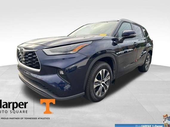 TOYOTA HIGHLANDER 2022 5TDHZRBH5NS238155 image