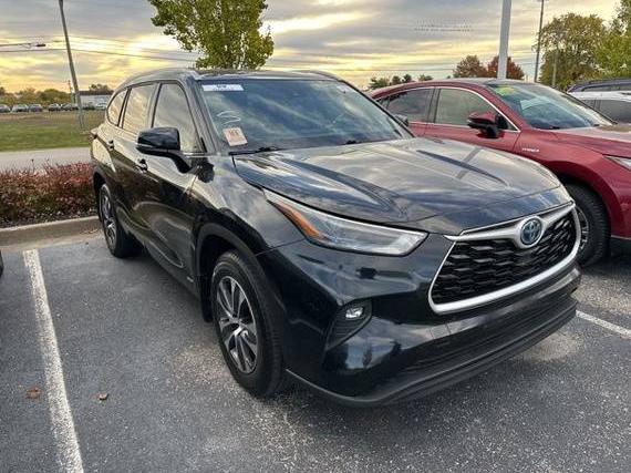 TOYOTA HIGHLANDER 2022 5TDGBRCH2NS557012 image TOYOTA HIGHLANDER 2022 5TDGBRCH2NS557012 image