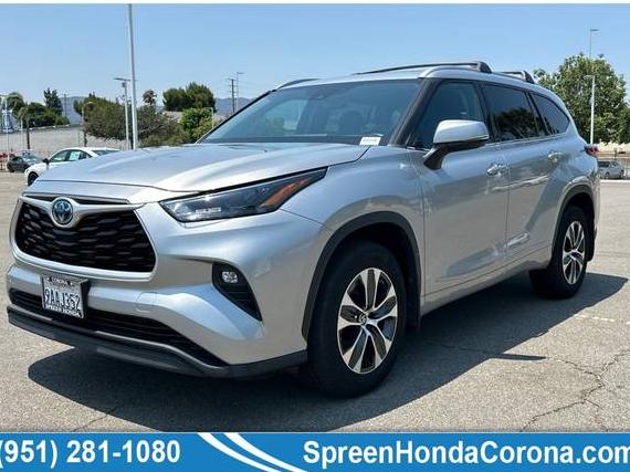 TOYOTA HIGHLANDER 2022 5TDGARAH9NS512719 image