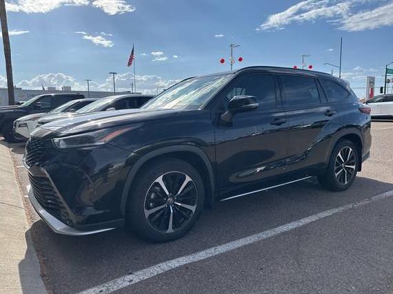 TOYOTA HIGHLANDER 2022 5TDJZRAH9NS101593 image