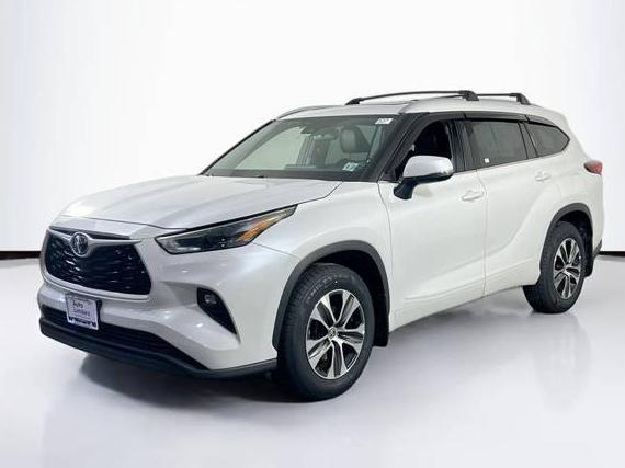 TOYOTA HIGHLANDER 2022 5TDGZRBH8NS234239 image TOYOTA HIGHLANDER 2022 5TDGZRBH8NS234239 image