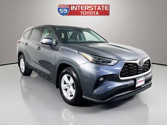 TOYOTA HIGHLANDER 2022 5TDBZRBH8NS588935 image