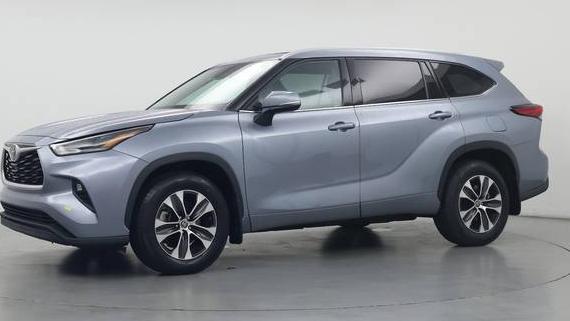 TOYOTA HIGHLANDER 2022 5TDGZRBH5NS242671 image