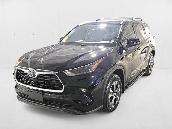 TOYOTA HIGHLANDER 2022 5TDGZRBHXNS594502 image