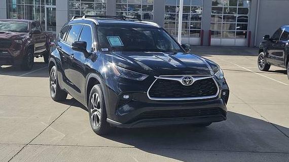 TOYOTA HIGHLANDER 2022 5TDHZRAH9NS139999 image TOYOTA HIGHLANDER 2022 5TDHZRAH9NS139999 image