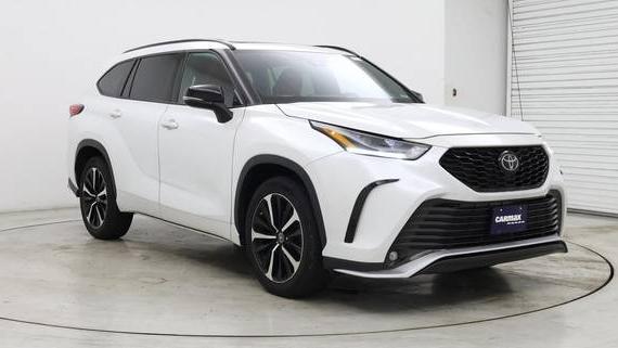 TOYOTA HIGHLANDER 2022 5TDJZRBH9NS209016 image