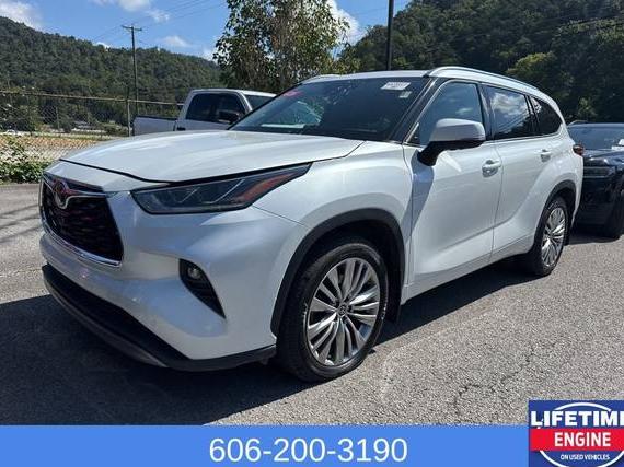 TOYOTA HIGHLANDER 2022 5TDFZRBH1NS200364 image
