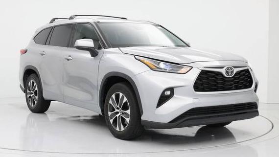 TOYOTA HIGHLANDER 2022 5TDHZRAHXNS549095 image
