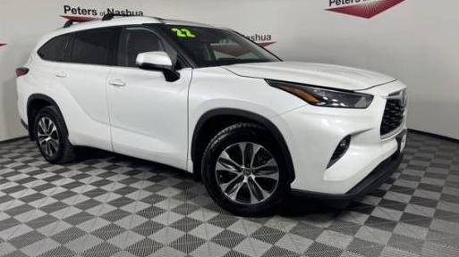 TOYOTA HIGHLANDER 2022 5TDGZRBH0NS236714 image