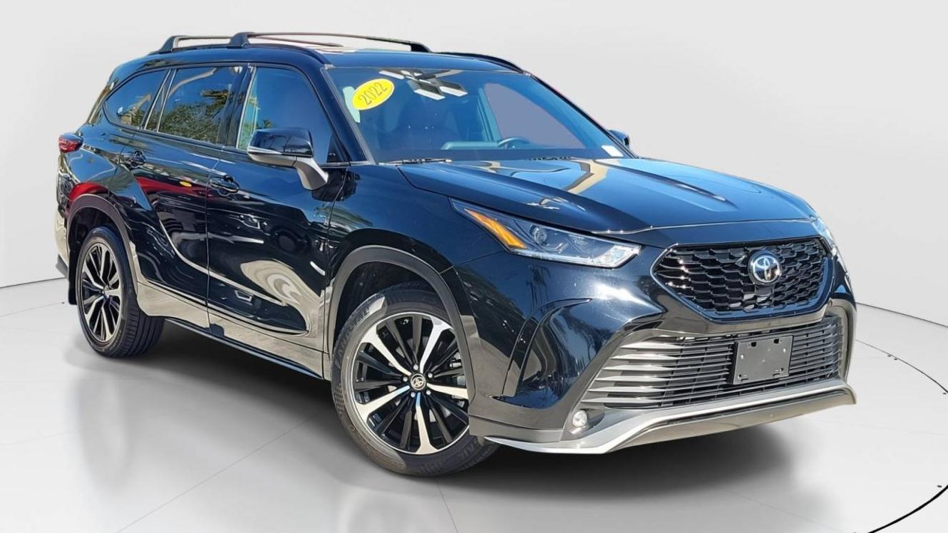 TOYOTA HIGHLANDER 2022 5TDLZRBH5NS247688 image