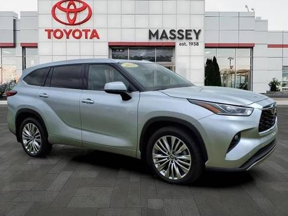 TOYOTA HIGHLANDER 2022 5TDFZRAH6NS127848 image