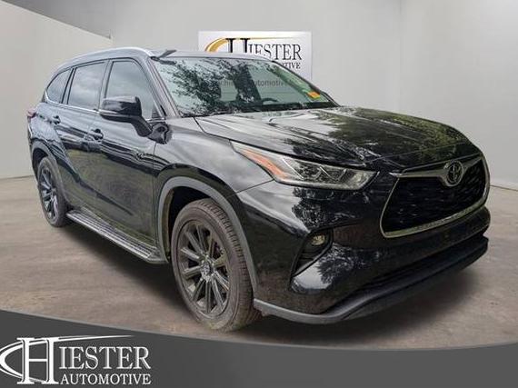 TOYOTA HIGHLANDER 2022 5TDYZRAH4NS559038 image