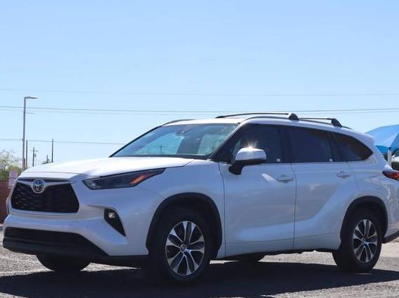 TOYOTA HIGHLANDER 2022 5TDHZRAH8NS116357 image TOYOTA HIGHLANDER 2022 5TDHZRAH8NS116357 image