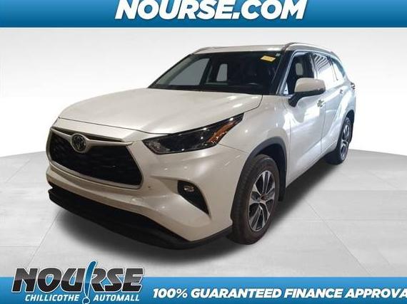TOYOTA HIGHLANDER 2022 5TDGZRBH1NS585669 image