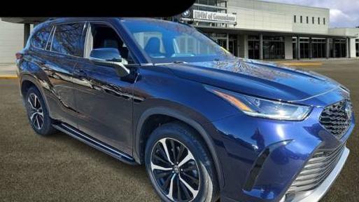 TOYOTA HIGHLANDER 2022 5TDLZRBH9NS258144 image