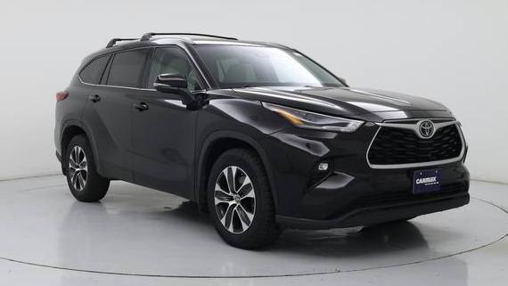 TOYOTA HIGHLANDER 2022 5TDHZRAH0NS135257 image