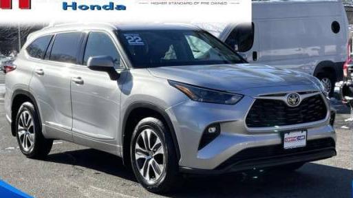 TOYOTA HIGHLANDER 2022 5TDGZRBH7NS585630 image